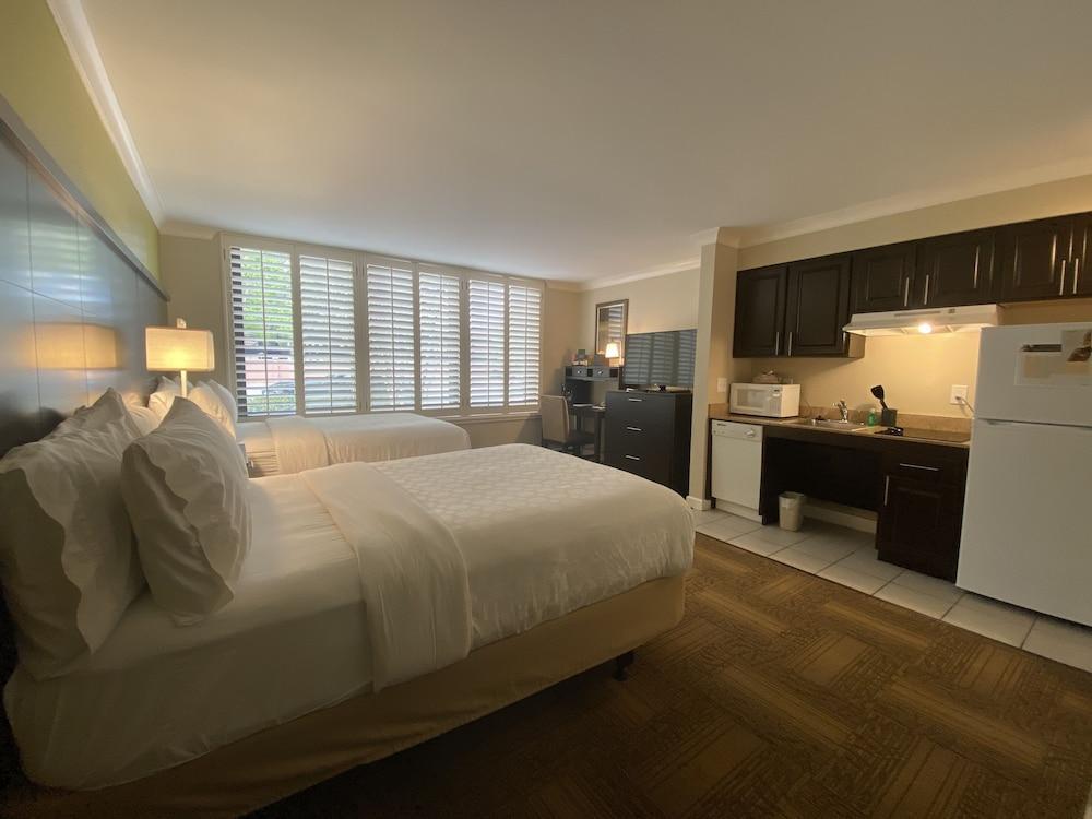 Staybridge Suites Savannah Historic District By Ihg Esterno foto