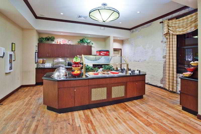 Staybridge Suites Savannah Historic District By Ihg Esterno foto