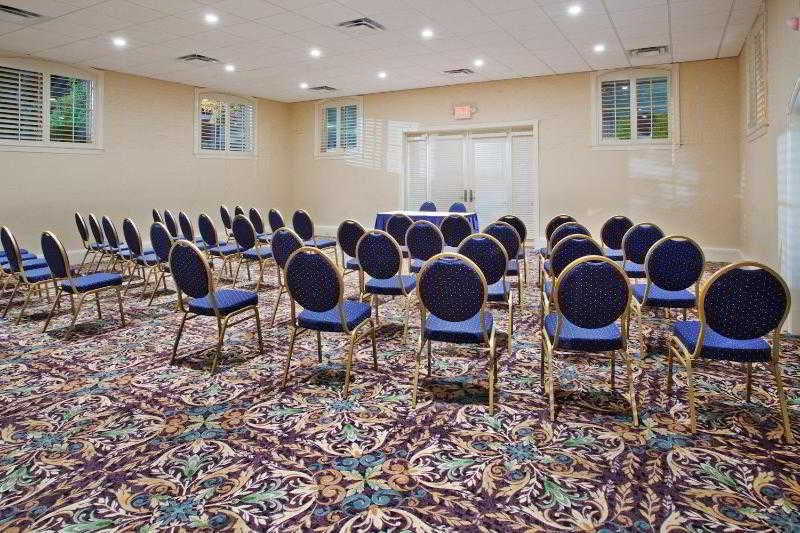 Staybridge Suites Savannah Historic District By Ihg Esterno foto
