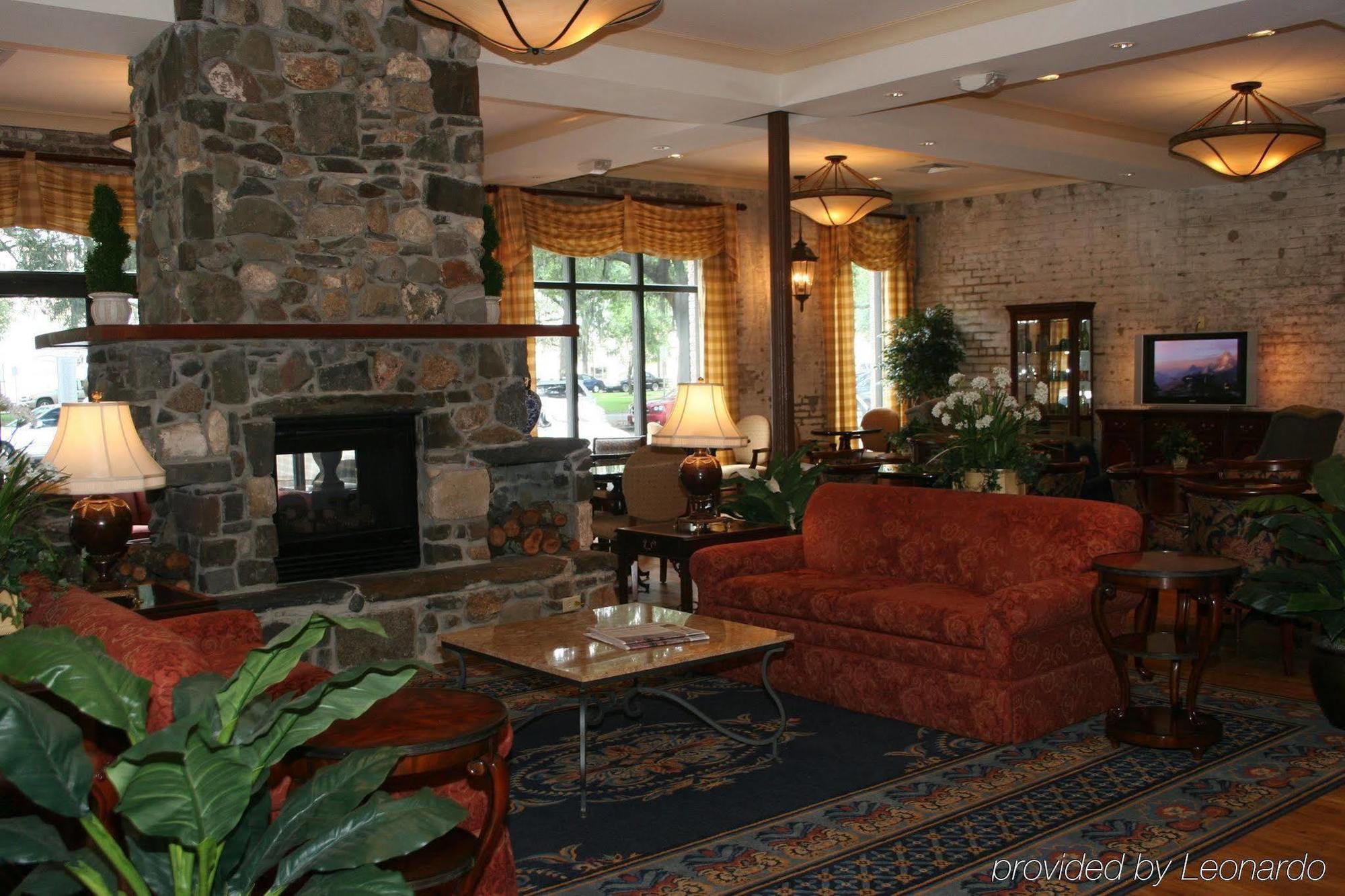 Staybridge Suites Savannah Historic District By Ihg Esterno foto