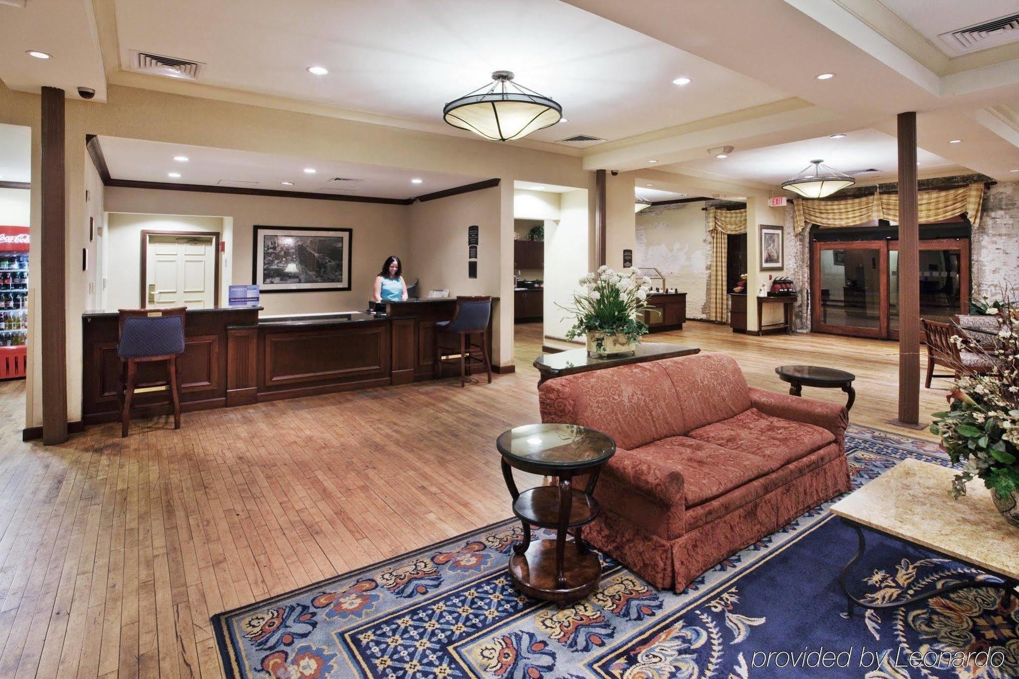 Staybridge Suites Savannah Historic District By Ihg Esterno foto