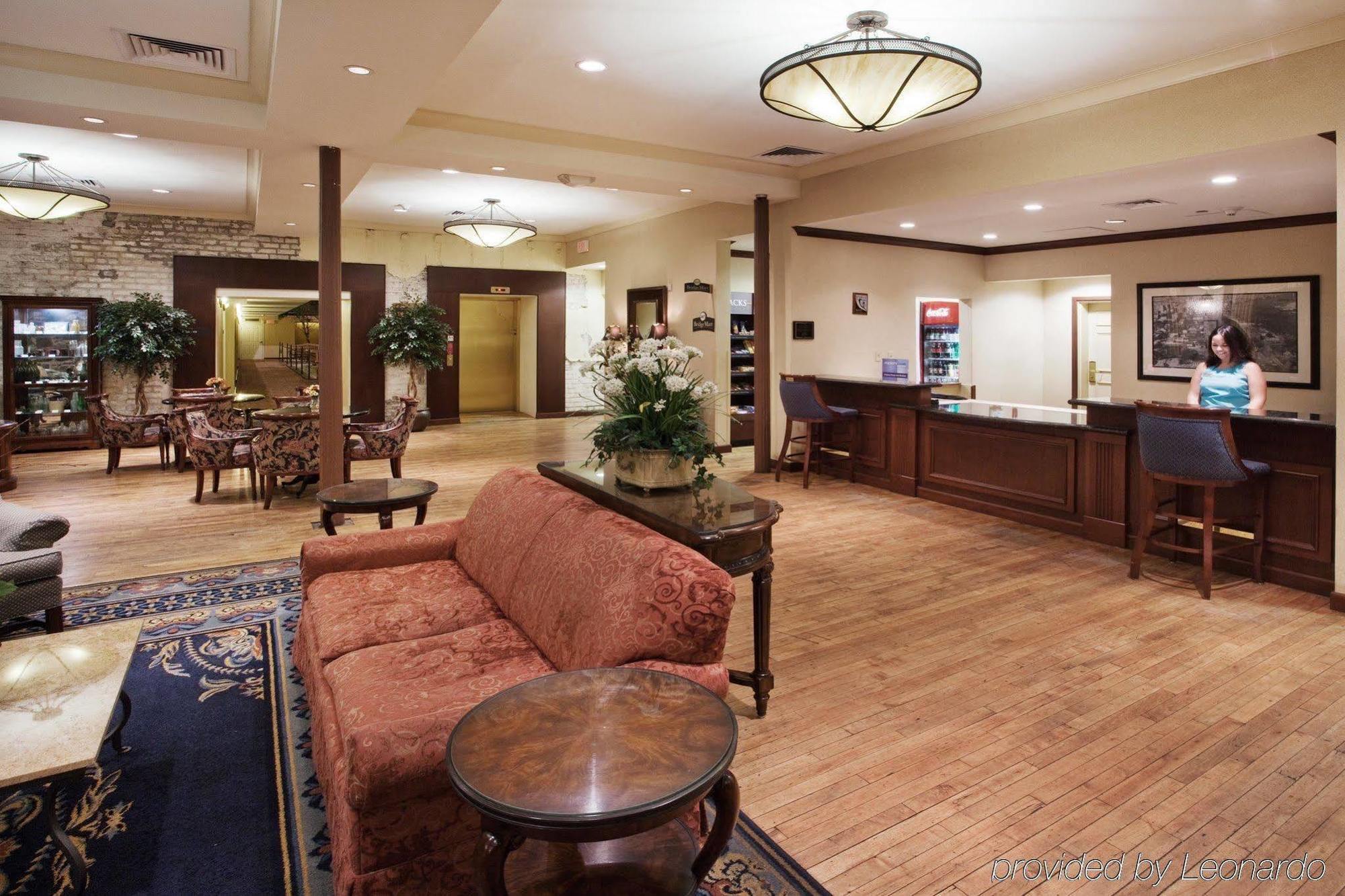 Staybridge Suites Savannah Historic District By Ihg Esterno foto